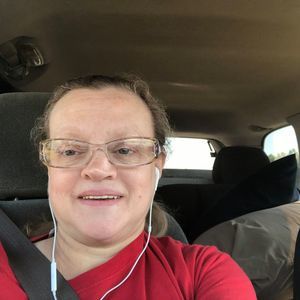 Meet your Posher, Debbie